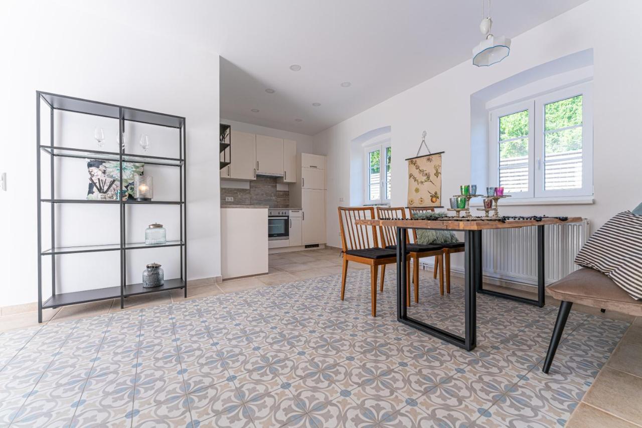 Kaiserliches Wohnen Im Alten K&K Postamt Eg Appartement Persenbeug Buitenkant foto